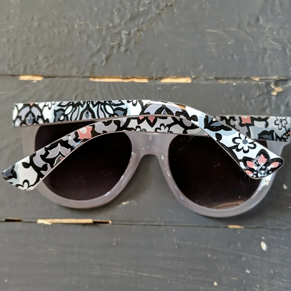 Vera Bradley, sunglasses.